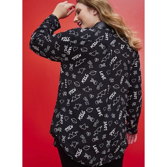 Torrid x Betsy Johnson Skull Hearts Black Georgette Blouse 1X NWT - Picture 6 of 9